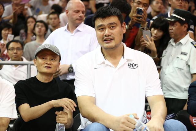 桑普多利亞正式宣布：签入科莫三名球员，包括租借与买断权，合约至2027年